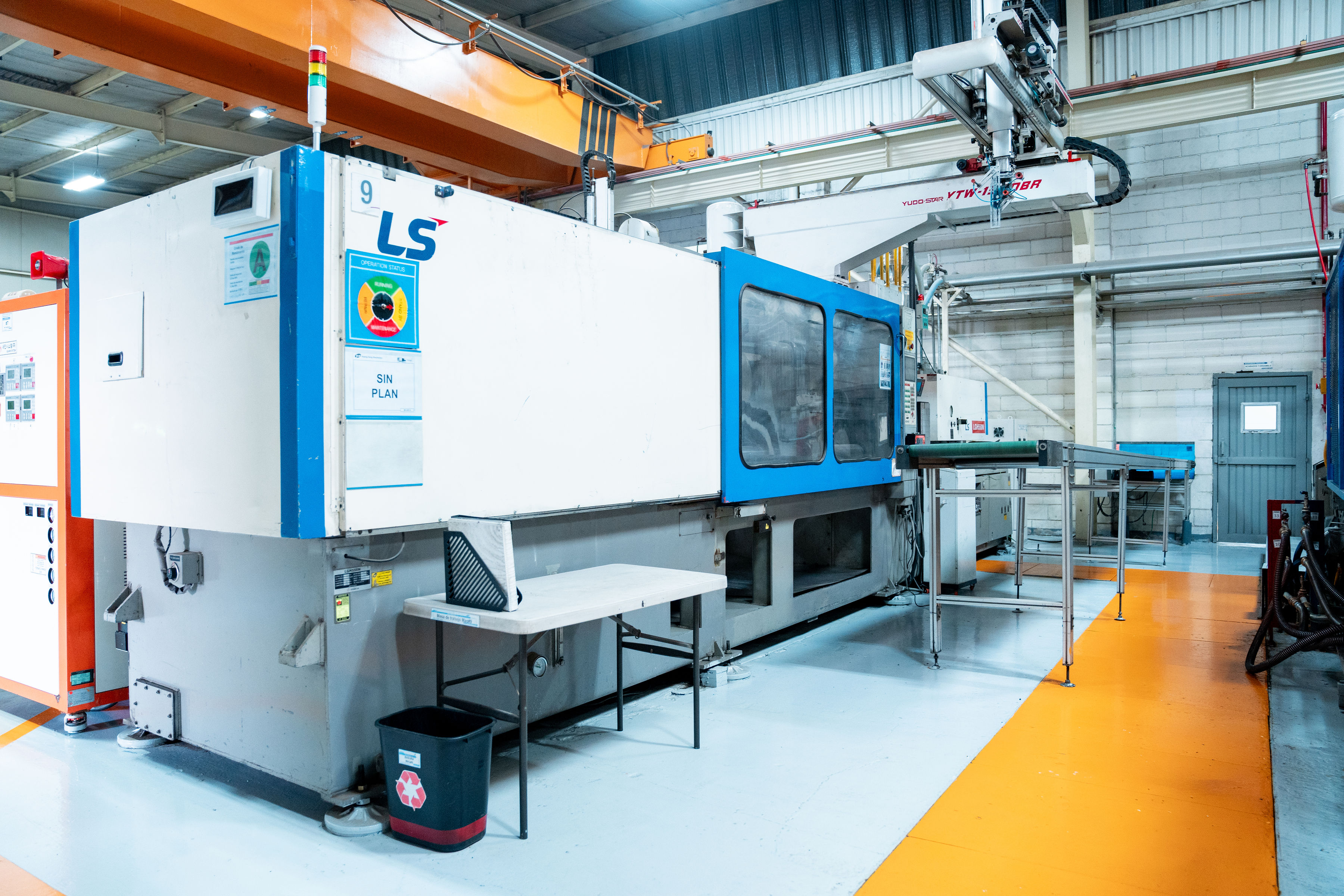 Mold Machine